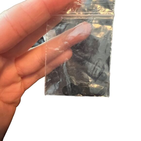 Express design studio black sequin skirt. Size 2 - Picture 5 of 10